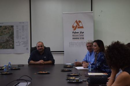ورشة تدريبية في عرعرة تجمع عضوات المجالس المحلية لبناء تأثير نسائي في صنع القرار